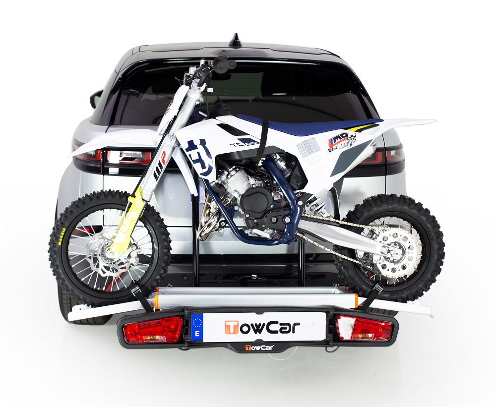 Towcar motorcycle carrier racing